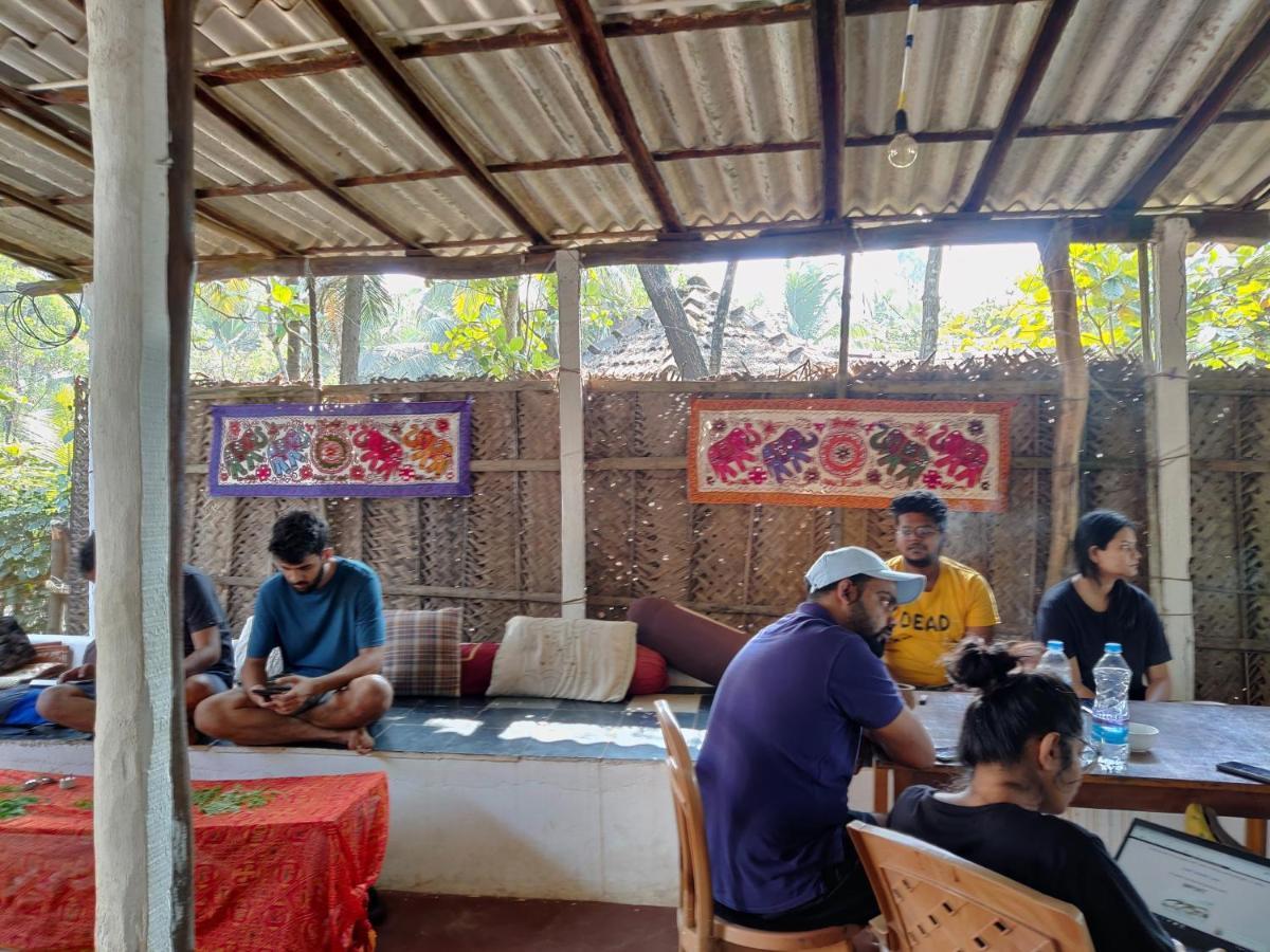 Surya Beach Cafe And Stay Gokarna (Karnataka) Exterior foto