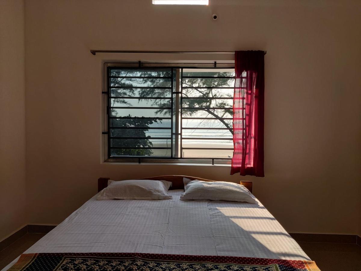 Surya Beach Cafe And Stay Gokarna (Karnataka) Exterior foto