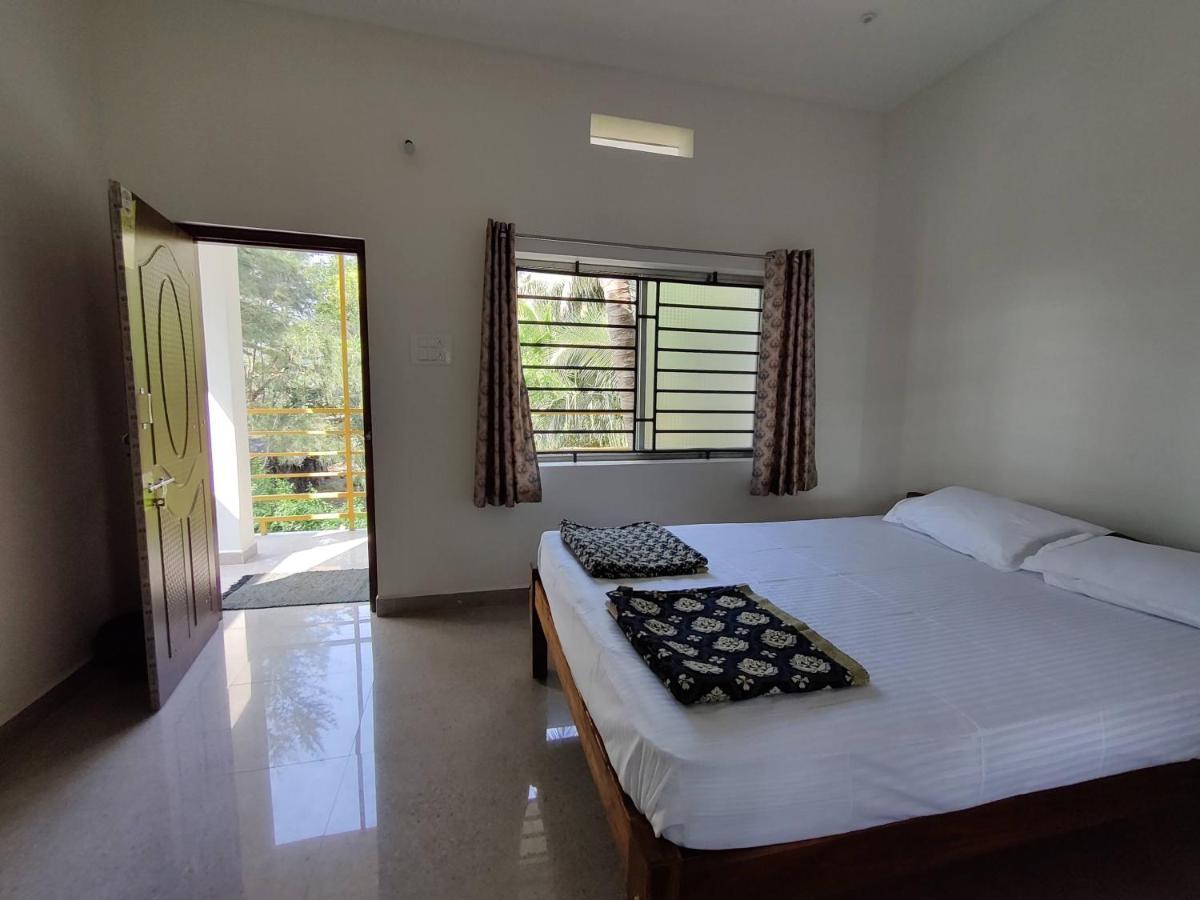 Surya Beach Cafe And Stay Gokarna (Karnataka) Exterior foto