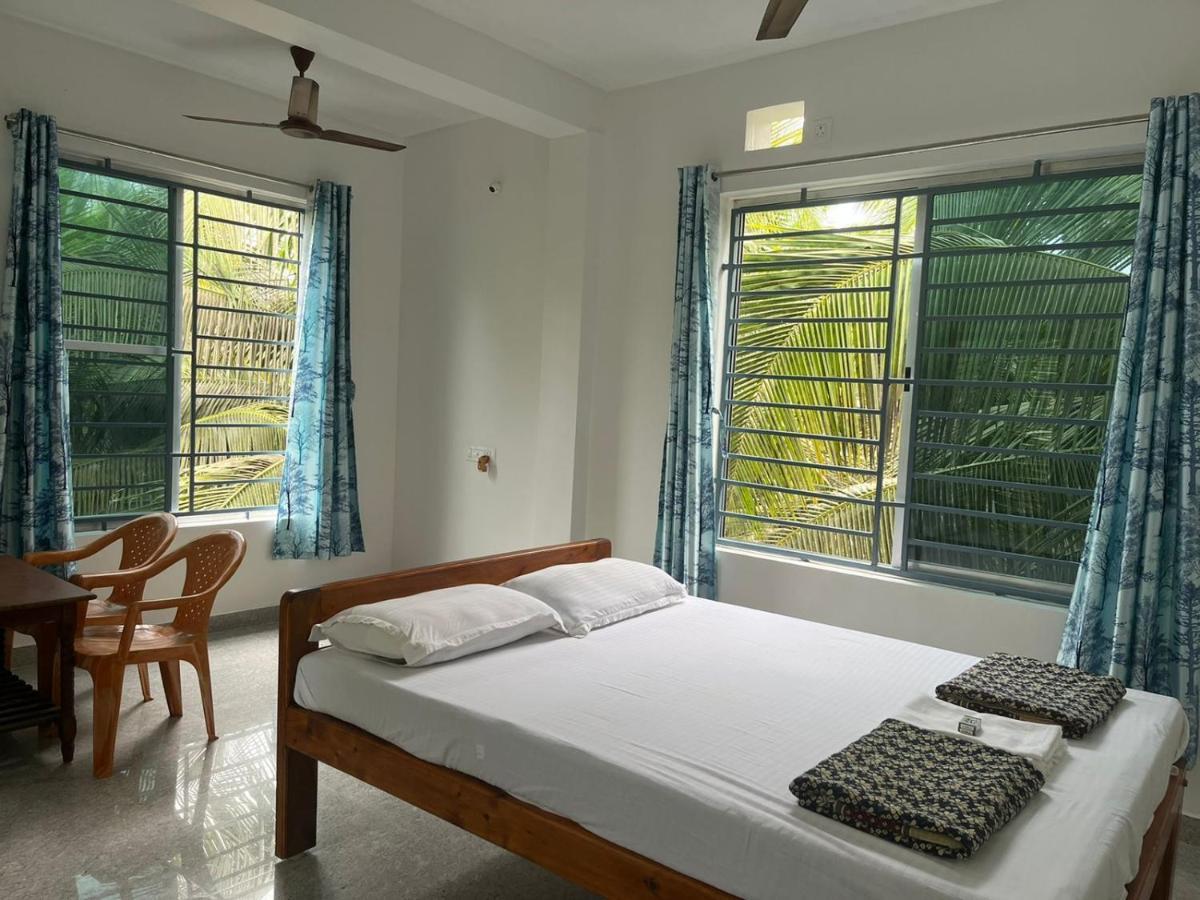 Surya Beach Cafe And Stay Gokarna (Karnataka) Exterior foto