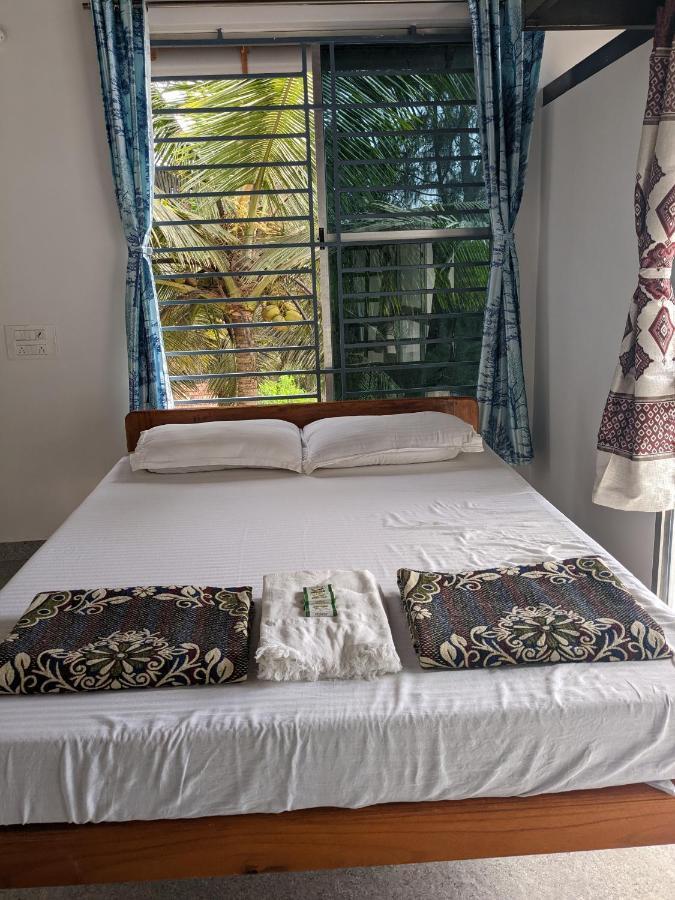 Surya Beach Cafe And Stay Gokarna (Karnataka) Exterior foto